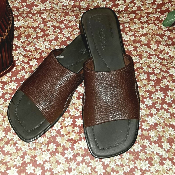 Montego Bay Club Sandals - Picture 5 of 8